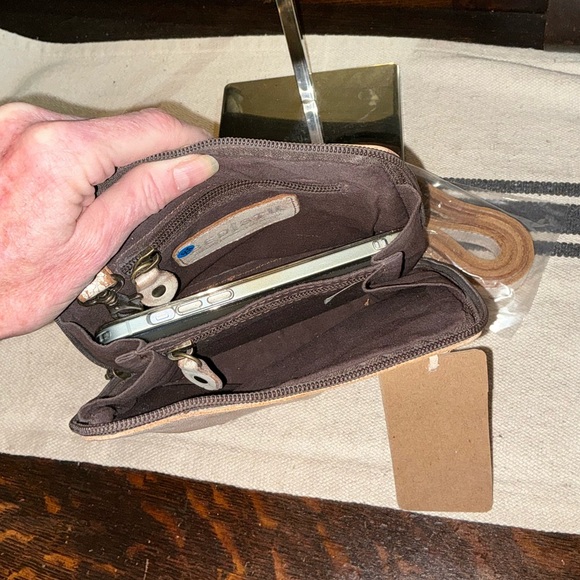 NWT Bed Stu Leather Ventura Clutch Crossbody Bag Nectar Lux MSRP $155 - Picture 9 of 12